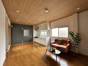 大阪府堺市堺区浅香山町１丁