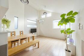 東京都中野区中野６丁目