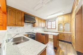 兵庫県尼崎市武庫之荘６丁目