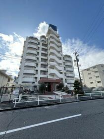 ホワイトキャッスル植田ＩＩＩ