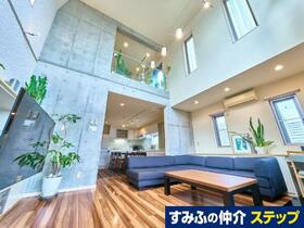 東京都府中市紅葉丘１丁目