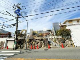 大阪府豊中市緑丘２丁目