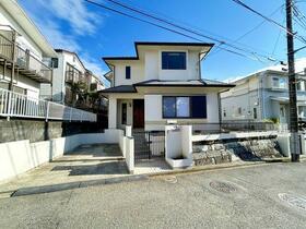 神奈川県横浜市金沢区富岡西３丁目