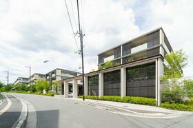 ローレルスクエアあやめ池