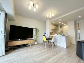 プレサンスロジェ皆実町