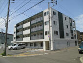 札幌市東区北三十四条東１８丁目 4階建 築16年のイメージ