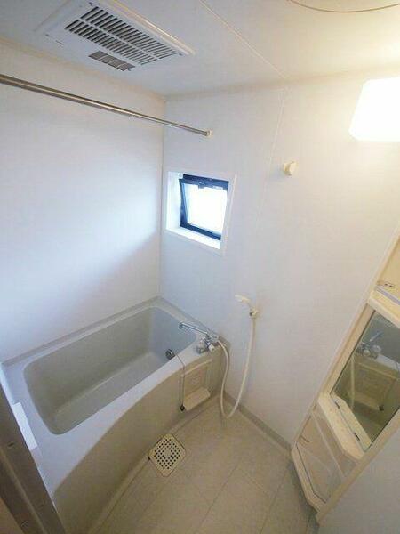 画像5:★浴室乾燥機付のバスルームです★