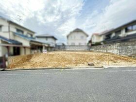 大阪府羽曳野市羽曳が丘８丁目