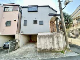 神奈川県横浜市港南区上永谷３丁目