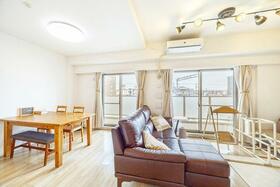 リバーガーデン岸里玉出