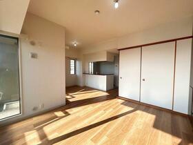 オークヒルズ香里四番館