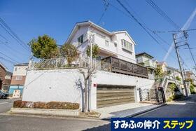 神奈川県横浜市金沢区富岡西２丁目