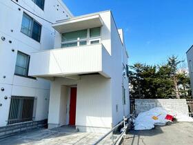 北海道札幌市中央区北六条西１２丁目