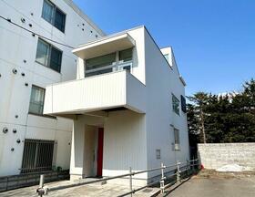 北海道札幌市中央区北六条西１２丁目