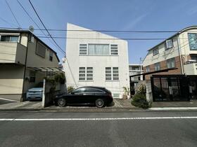 東京都世田谷区下馬６丁目