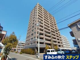 ナイスサンソレイユ小鶴新田