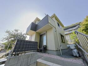 兵庫県神戸市灘区篠原伯母野山町３丁目