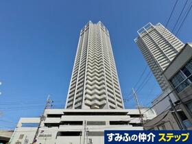 アルザタワーズブルータワー