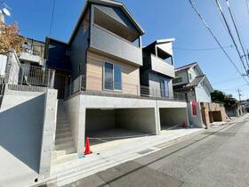 広島県広島市西区井口鈴が台３丁目