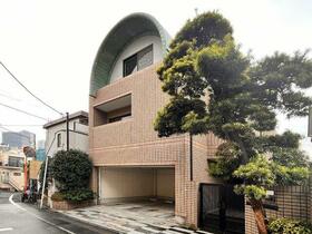 東京都目黒区三田２丁目