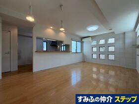 神奈川県横浜市港北区綱島西３丁目