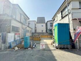 東京都板橋区赤塚新町１丁目