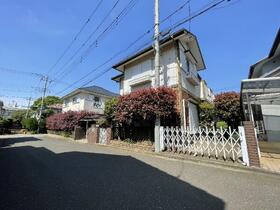 埼玉県所沢市中富南４丁目