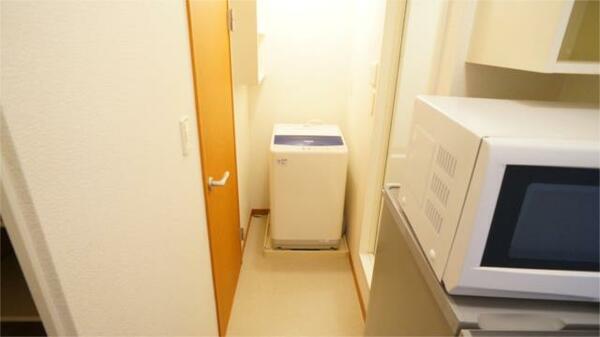 画像12:便利な室内洗濯機置き場♪