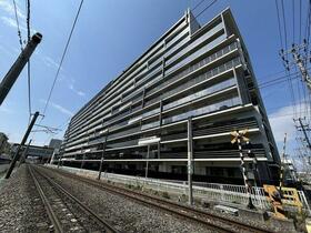 レーベン小鶴新田ＴＨＥ　ＯＮＥ