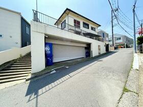 神奈川県横浜市港北区新吉田東１丁目