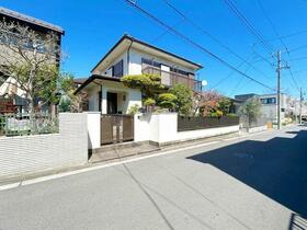 神奈川県横浜市金沢区富岡西５丁目