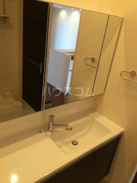 apartment 埼玉県北本市中丸７丁目
地図を見る