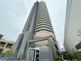 ザ・ファーストタワー