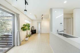 神奈川県横浜市緑区鴨居６丁目