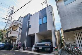 東京都足立区一ツ家４丁目