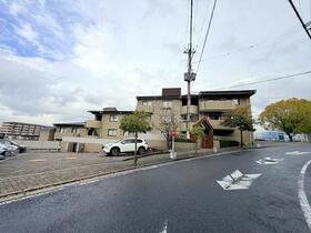 ヴェルビュあやめ池　Ａ棟