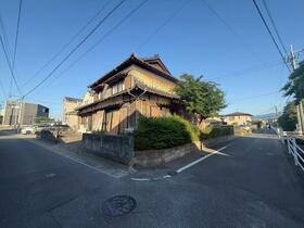 福岡県糸島市前原駅南３丁目