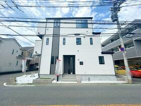 東京都府中市西府町３丁目