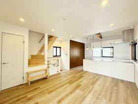 大阪府茨木市水尾４丁目