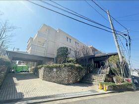 パークホームズ横濱松ヶ丘