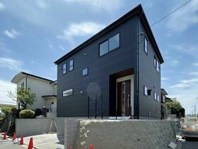 神奈川県横浜市金沢区富岡西７丁目