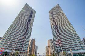 ＨＡＲＵＭＩ　ＦＬＡＧ　ＳＵＮ　ＶＩＬＬＡＧＥ　Ｔ棟