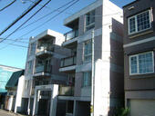 札幌市東区北十九条東１６丁目 4階建 築35年のイメージ