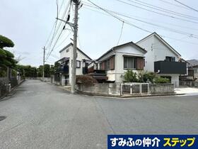 神奈川県横浜市金沢区富岡東３丁目