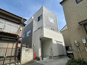 埼玉県さいたま市中央区鈴谷８丁目