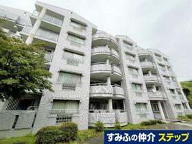 木津かぶと台団地３号棟