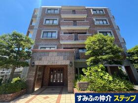 モントーレ地行スクエア