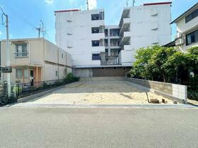 兵庫県伊丹市松ケ丘１丁目