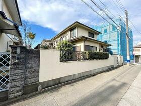 東京都中野区丸山１丁目