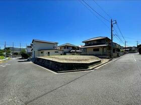 神奈川県横浜市金沢区釜利谷南４丁目